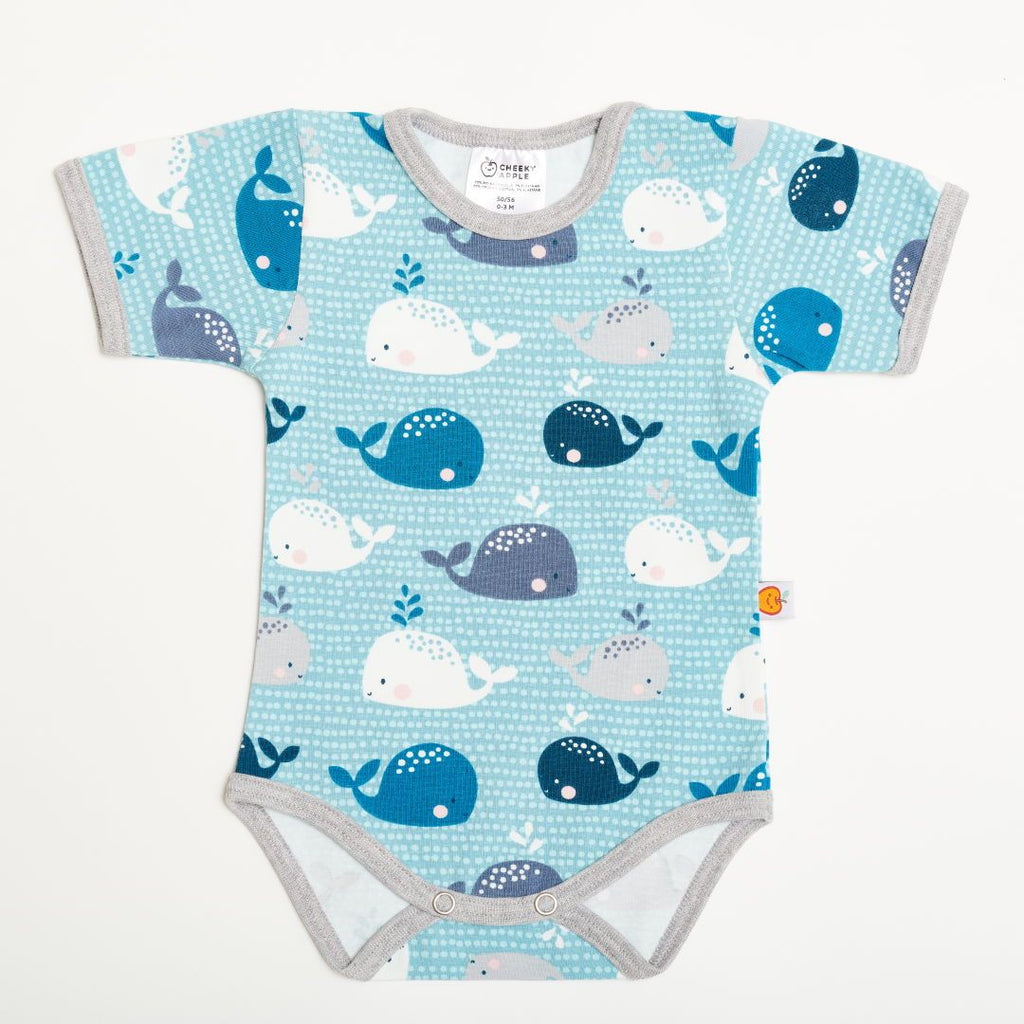 Short-sleeve baby body "Whales/Grey"